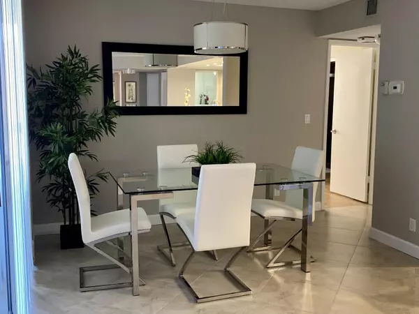 Delray Beach, FL 33444,2255 Lindell BLVD 4502