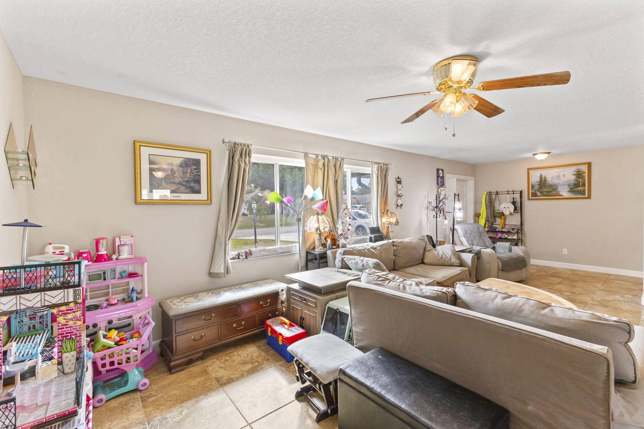 Port Saint Lucie, FL 34983,1143 SE Sabina LN