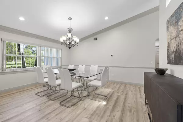 Wellington, FL 33414,15600 Rolling Meadows CIR