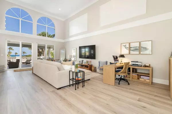 Juno Beach, FL 33408,761 Ocean DR