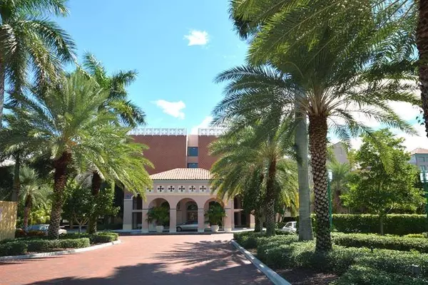 Boca Raton, FL 33432,120 SE 5th AVE 427