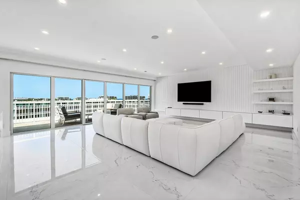Palm Beach, FL 33480,2773 S Ocean BLVD Ph-C
