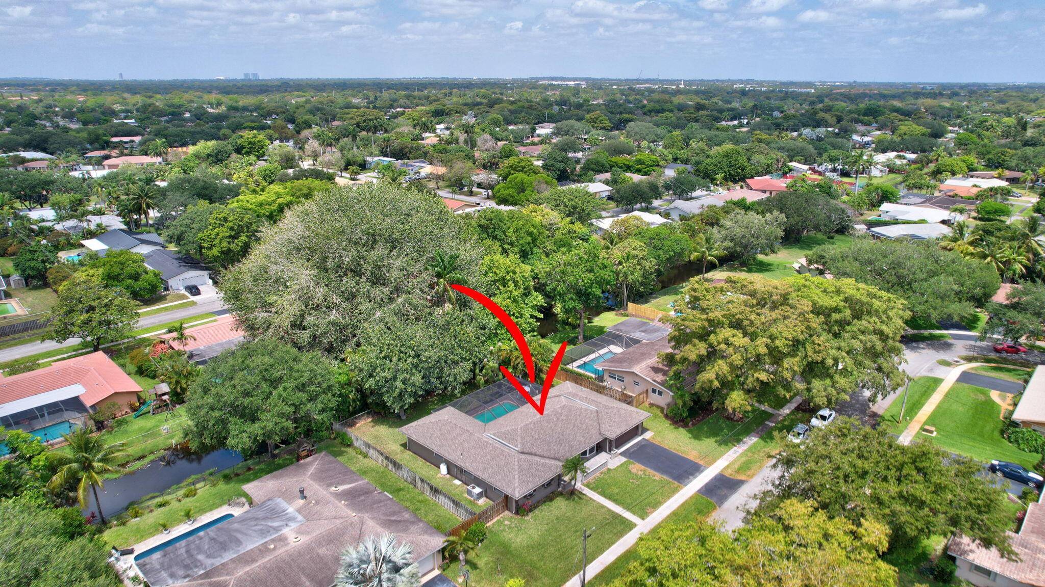 621 NW 71st AVE, Plantation, FL 33317