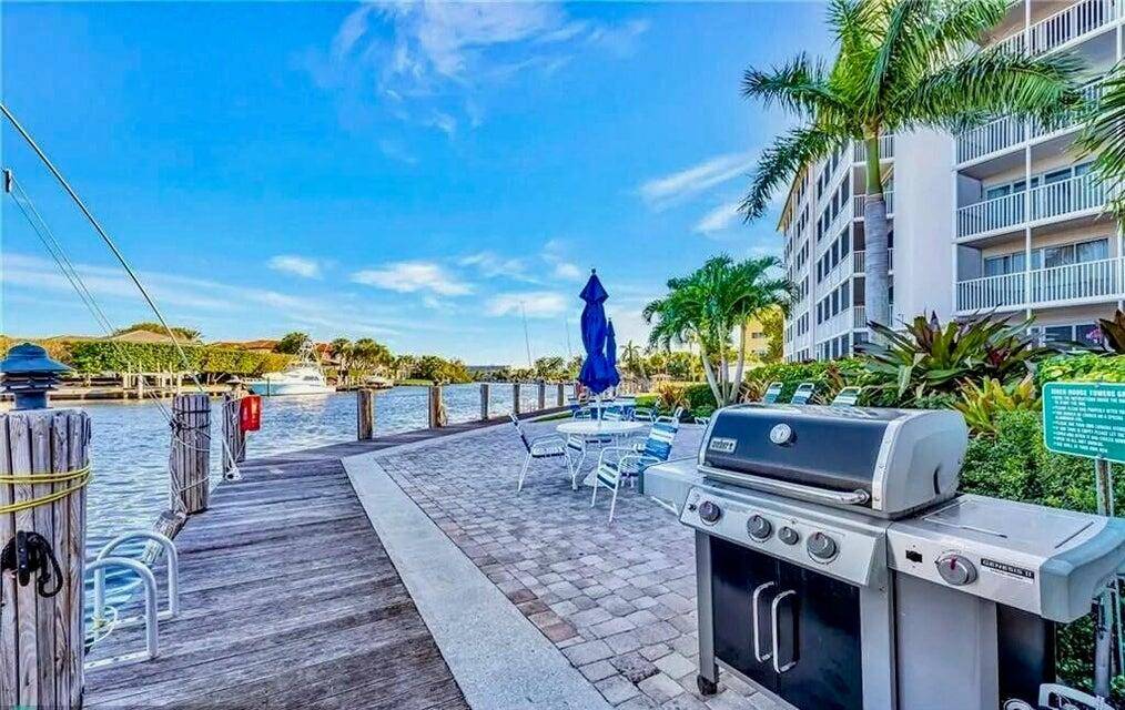 Deerfield Beach, FL 33441,400 N Federal HWY 208