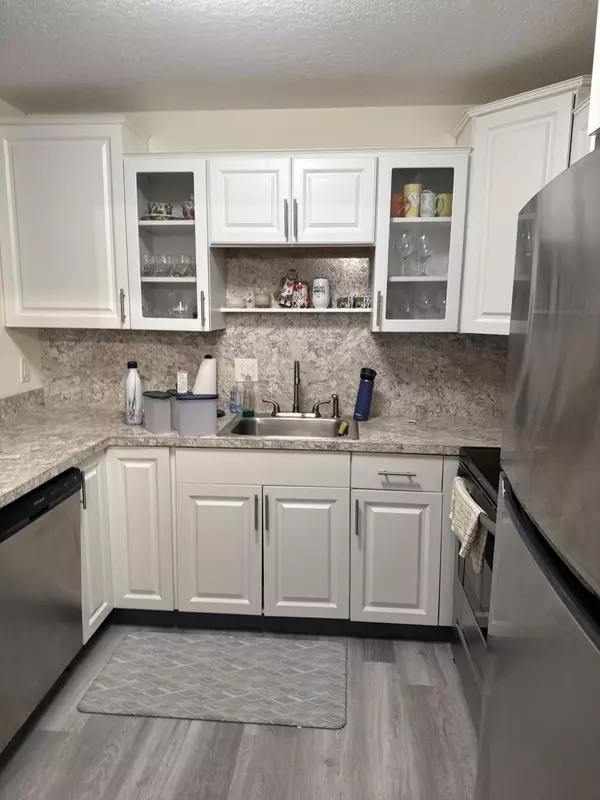 5800 W Fernley DR 10, West Palm Beach, FL 33415