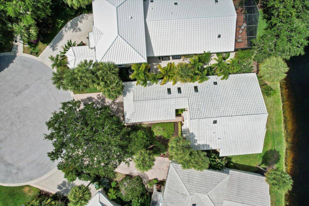 Jupiter, FL 33477,17128 Crossgate DR