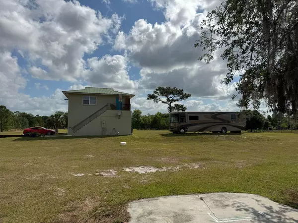 Okeechobee, FL 34972