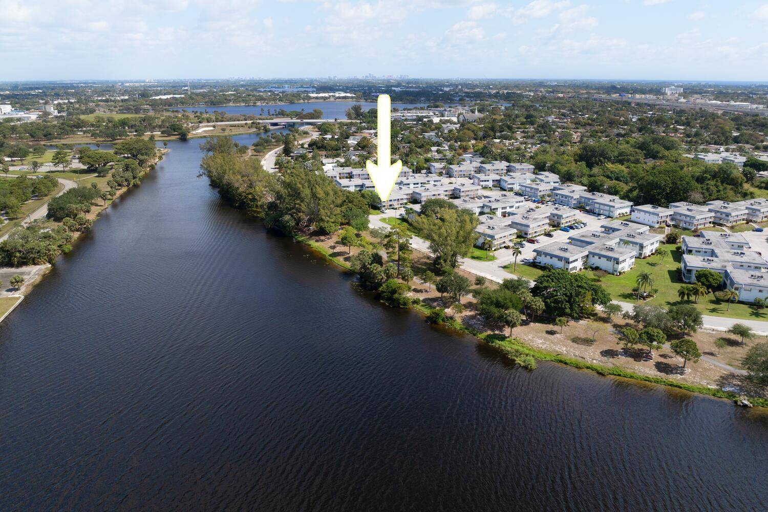 Lake Worth, FL 33461,2920 Lake  Osborne DR 101