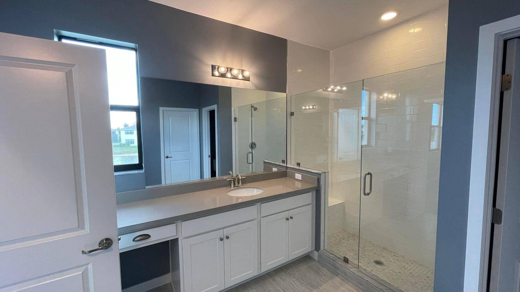 Lake Worth, FL 33467,8780 Antarus DR