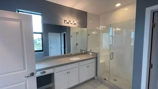 Lake Worth, FL 33467,8780 Antarus DR