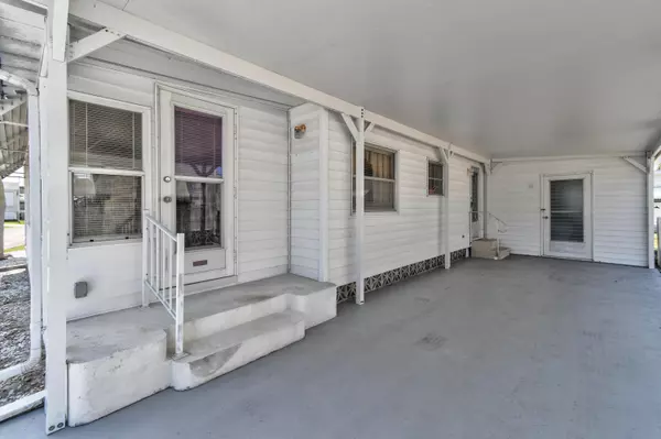 Stuart, FL 34994,3500 S Kanner HWY 116