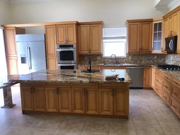 Boynton Beach, FL 33437,10712 Lake Wynds CT