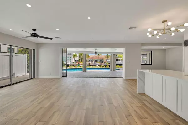 Boca Raton, FL 33487,856 Dover ST