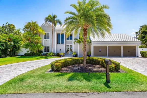 910 Jasmine DR, Delray Beach, FL 33483
