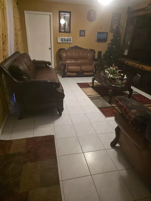 Greenacres, FL 33463,2601 26th LN