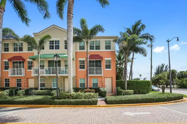 106 Moorings DR, Lantana, FL 33462