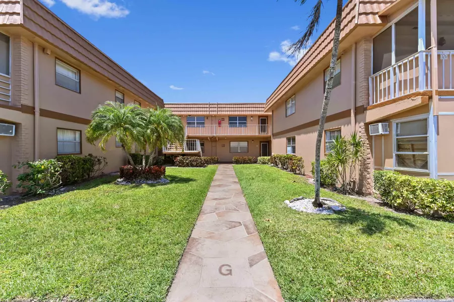 302 Brittany G, Delray Beach, FL 33446