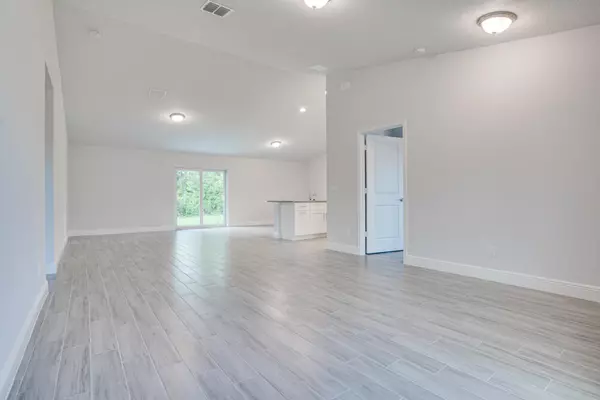 Port Saint Lucie, FL 34953,1222 SW Albenga AVE