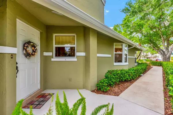 Palm City, FL 34990,2437 SW Foxpoint TRL