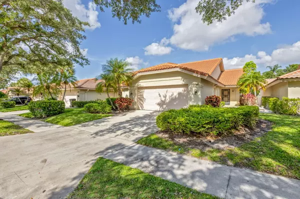 2795 Hawthorne LN, West Palm Beach, FL 33409