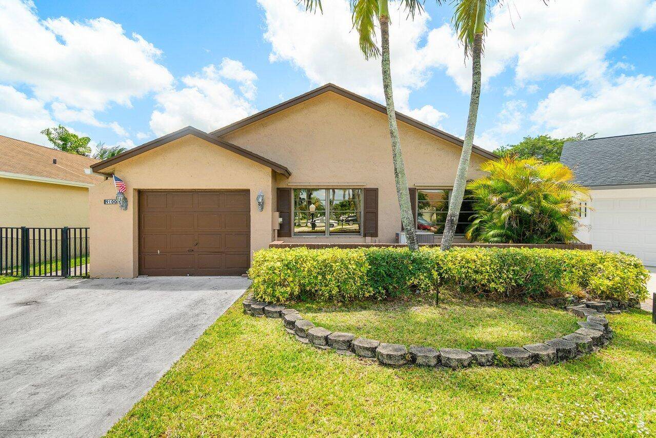 9100 Pine Springs DR, Boca Raton, FL 33428