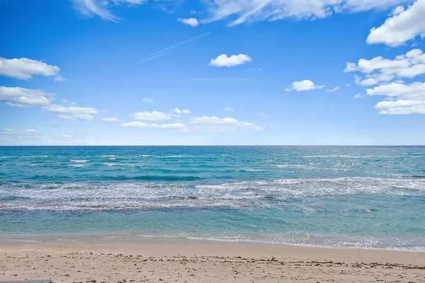 Singer Island, FL 33404,5440 N Ocean DR 202