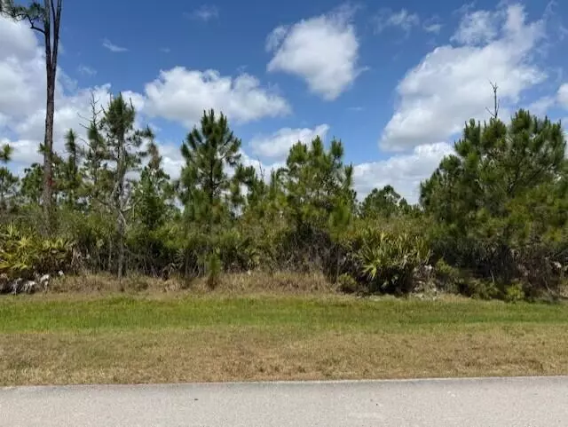 7824 Saddlebrook DR, Port Saint Lucie, FL 34986