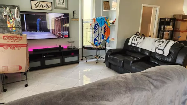 Lake Worth, FL 33467,7823 Springfield Lake DR