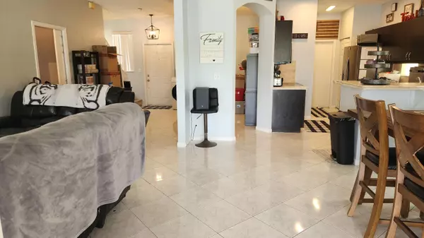 Lake Worth, FL 33467,7823 Springfield Lake DR