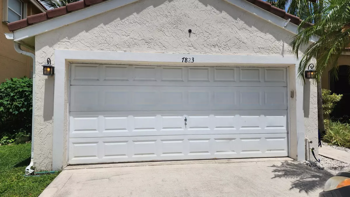 Lake Worth, FL 33467,7823 Springfield Lake DR