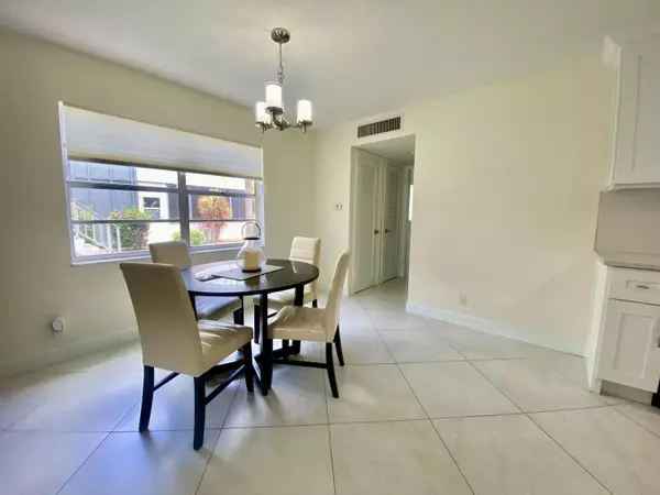 Delray Beach, FL 33484,296 Burgundy G