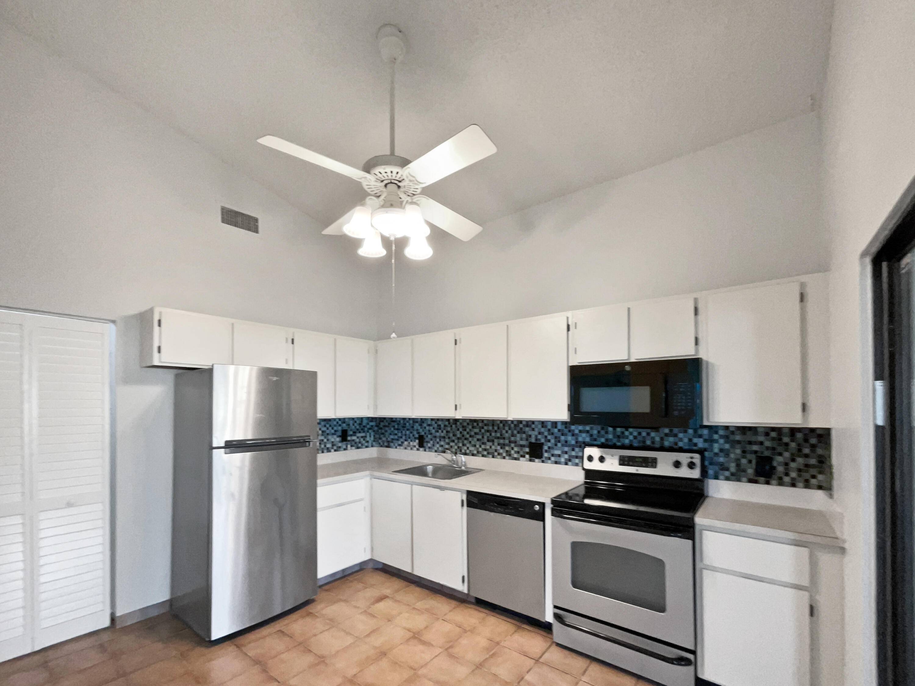 West Palm Beach, FL 33417,4249 Willow Pond CIR