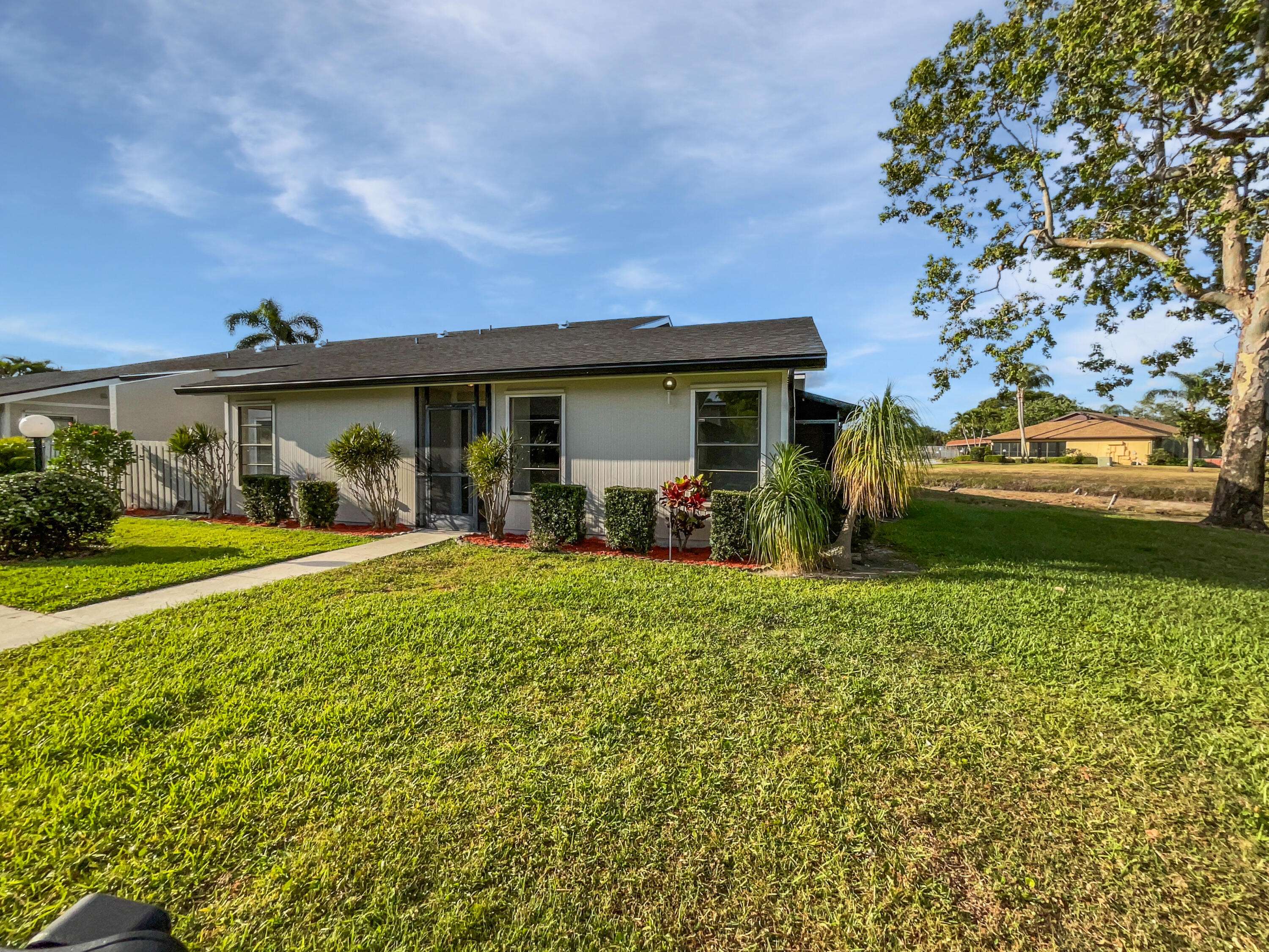 4249 Willow Pond CIR, West Palm Beach, FL 33417
