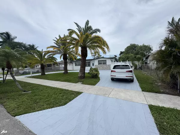 Oakland Park, FL 33309,1500 NW 41 CT