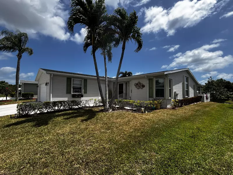 7834 White Ibis LN, Port Saint Lucie, FL 34952
