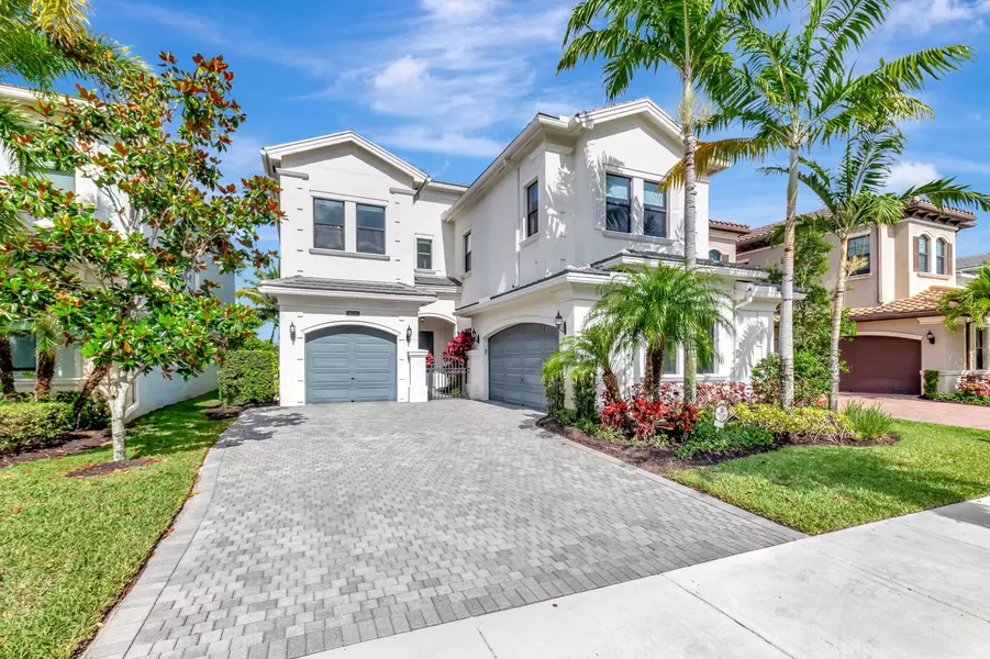 16317 Cabernet DR, Delray Beach, FL 33446