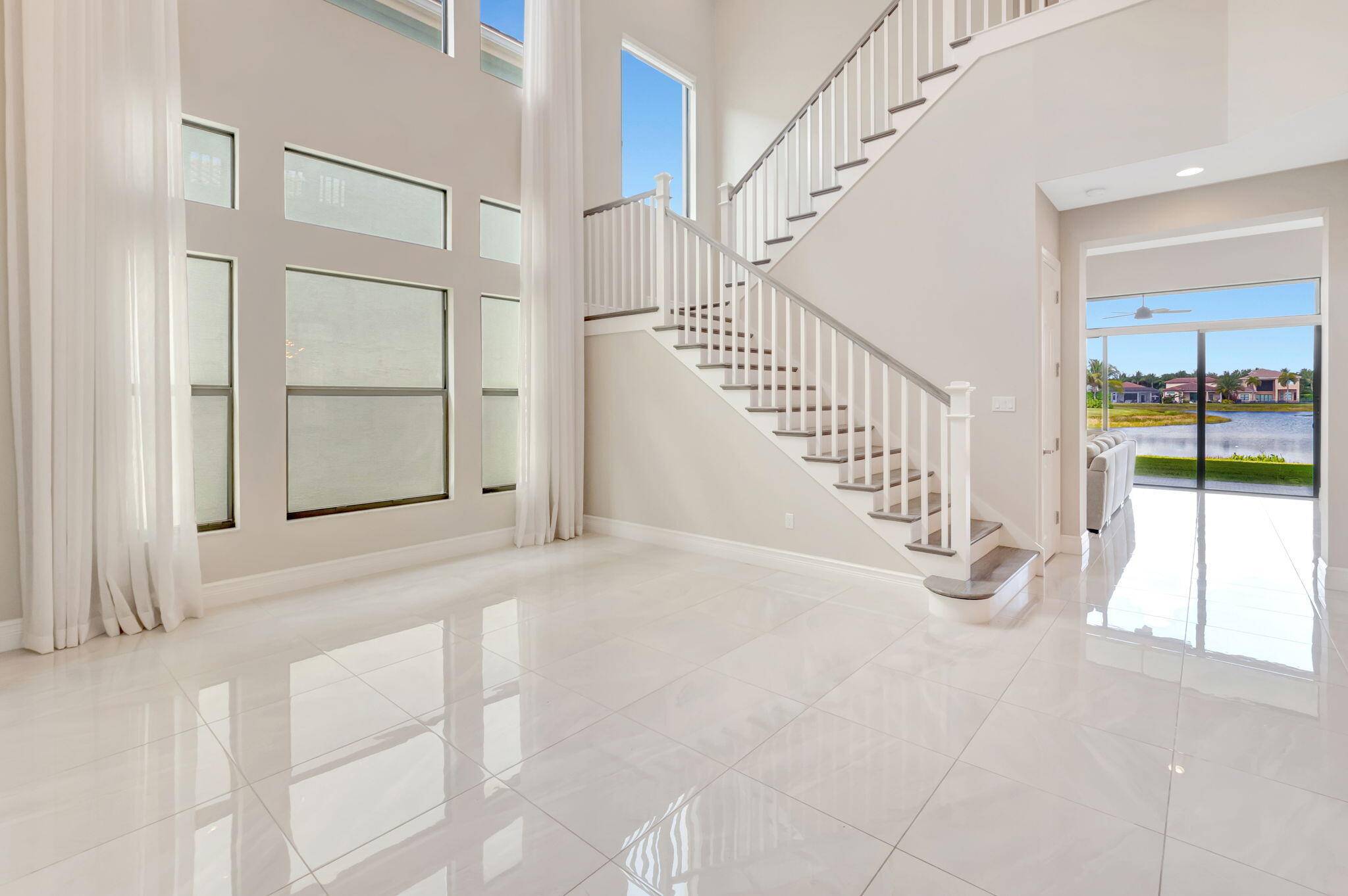 Delray Beach, FL 33446,16317 Cabernet DR