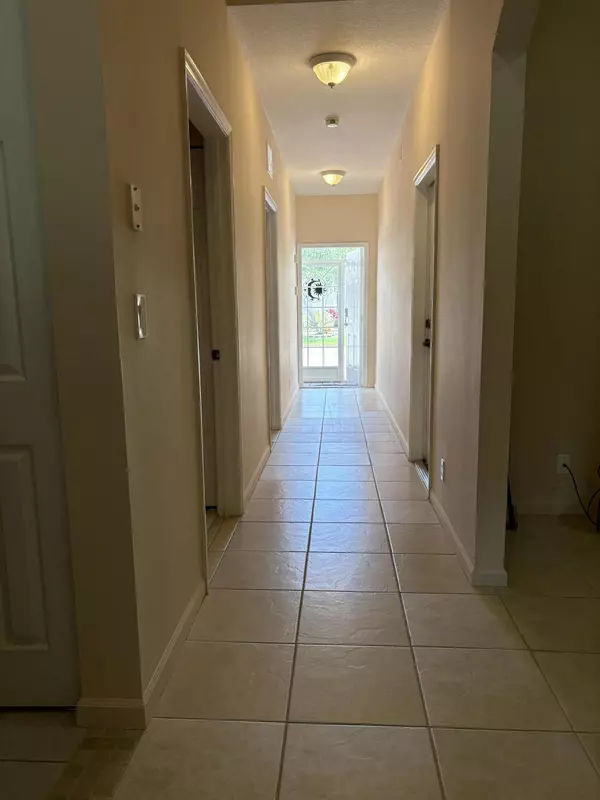 West Palm Beach, FL 33411,9922 Galleon DR