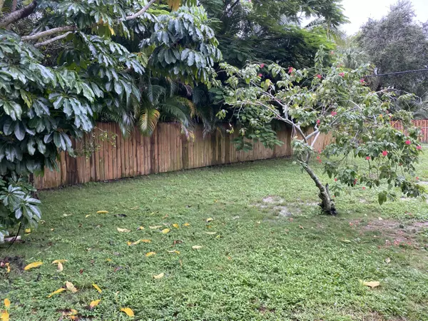 Lake Worth Beach, FL 33460,301 S M ST 2