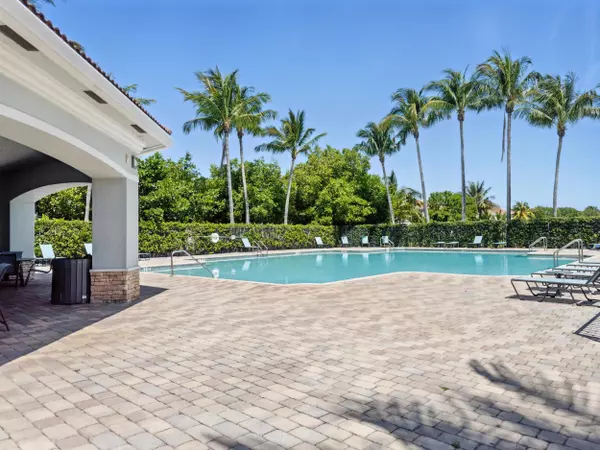 Riviera Beach, FL 33404,1023 Center Stone LN