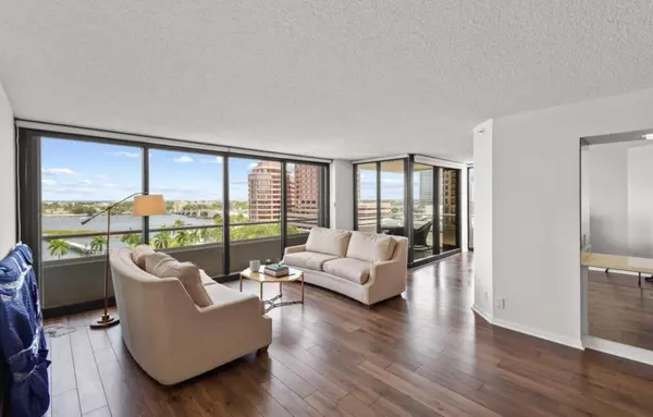 529 S Flagler DR 9h, West Palm Beach, FL 33401