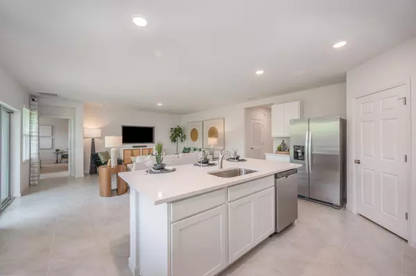 Port Saint Lucie, FL 34983,461 SW Lakehurst DR