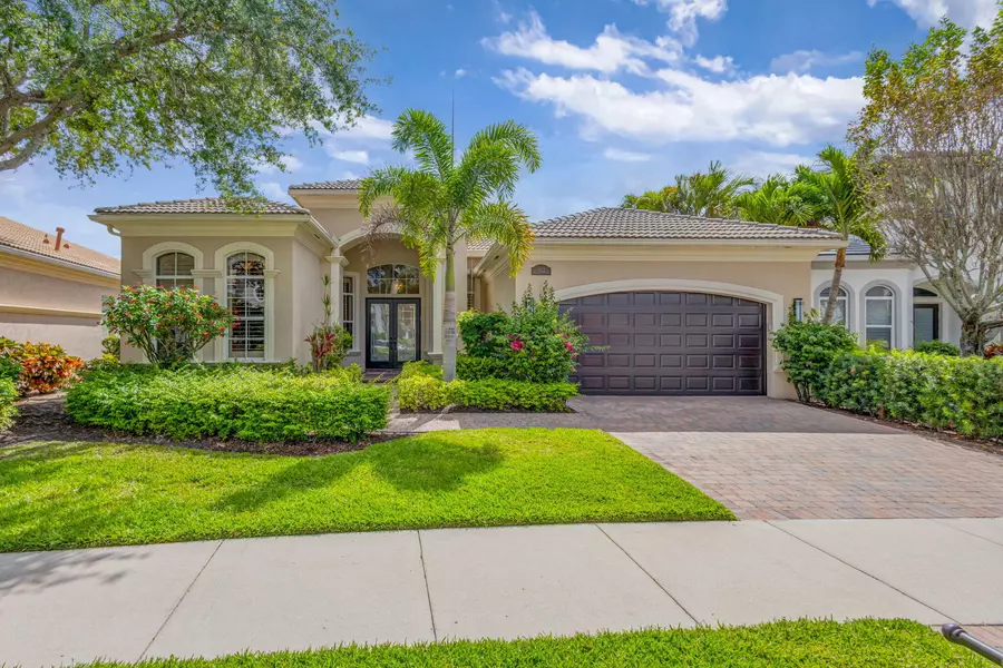 112 Dalena WAY, Palm Beach Gardens, FL 33418