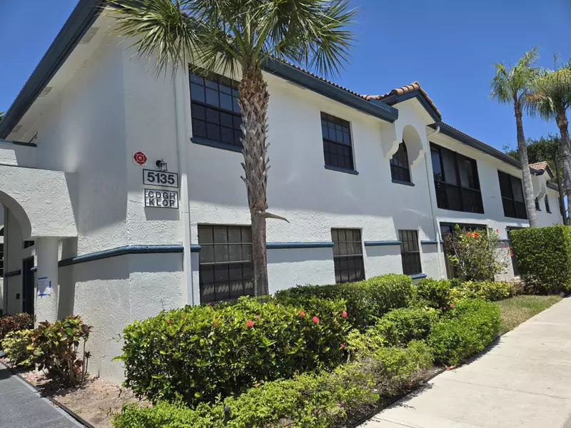 5135 Floria DR G, Boynton Beach, FL 33437