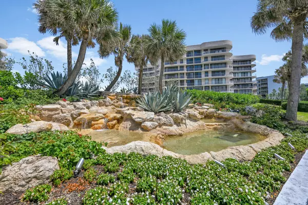 Palm Beach, FL 33480,3400 S Ocean BLVD 4fii