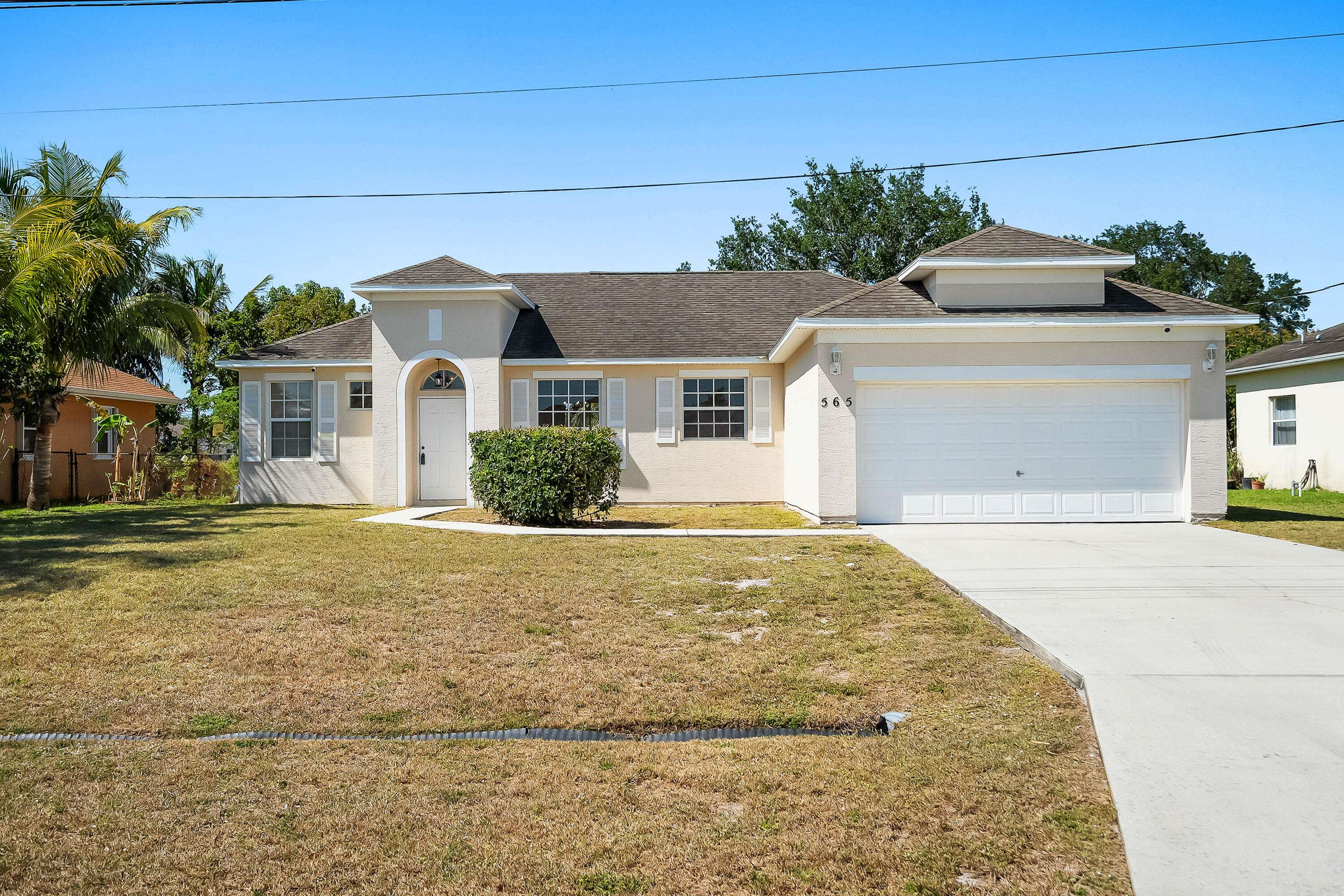 565 SW N Feldman AVE, Port Saint Lucie, FL 34953
