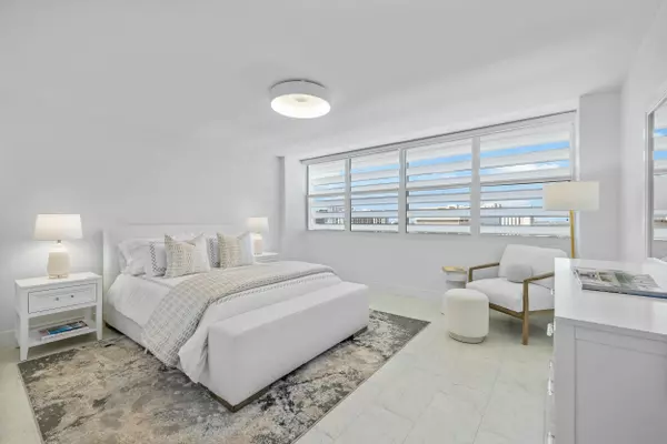 West Palm Beach, FL 33401,400 N Flagler 2003 DR 2003