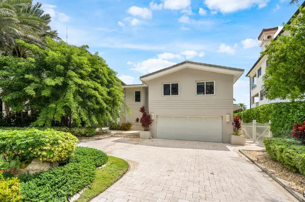 1906 Bay DR, Pompano Beach, FL 33062