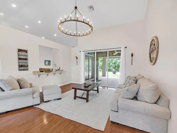 Loxahatchee, FL 33470,8465 Mandarin BLVD