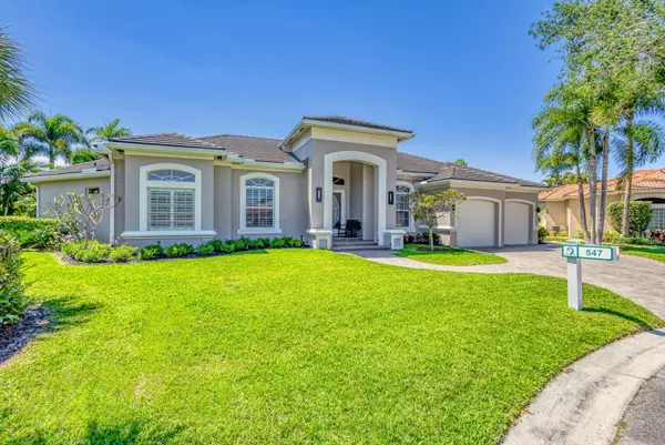547 Robin LN, Jupiter, FL 33458